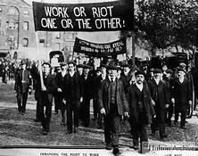 Robert Owen crea la Great Trade Union