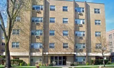 Moved out of a apartment on Diversey