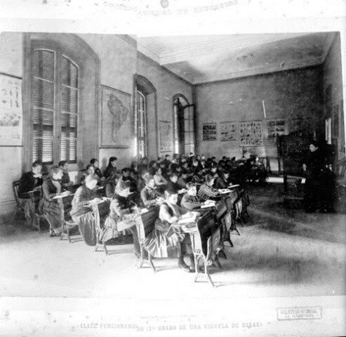 Sanción de la Ley de Educación Común.