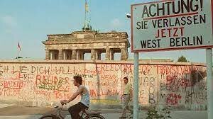 Creation of the Berlin wall