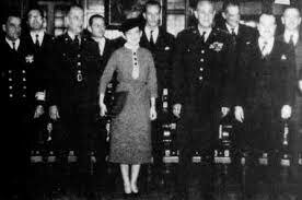 INGRESA LA PRIMERA MUJER A LA UNIVERSIDAD