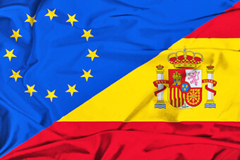 Spain and Portuguese join the EU