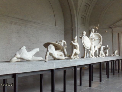 Frontón del templo de Afaia en Egina