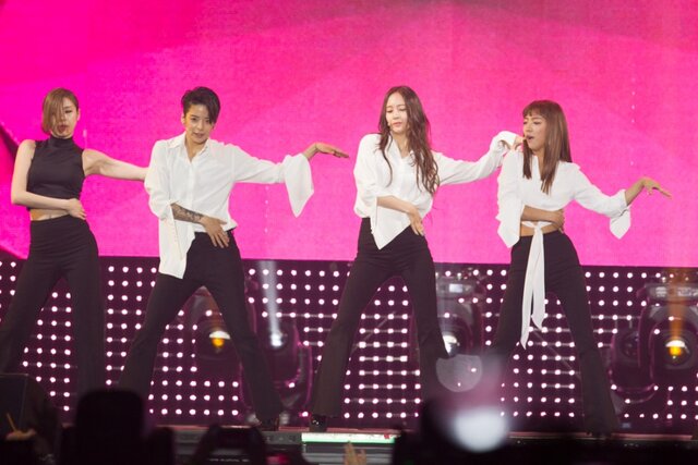 F(x) Kcon France