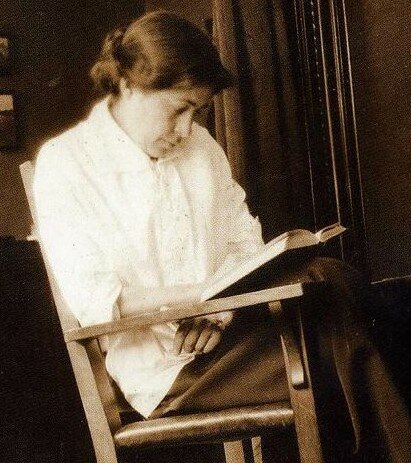 Leta Hollinsworth