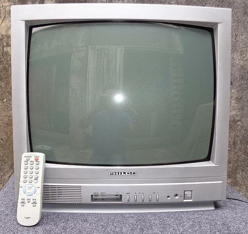 Primer televisor por control remoto