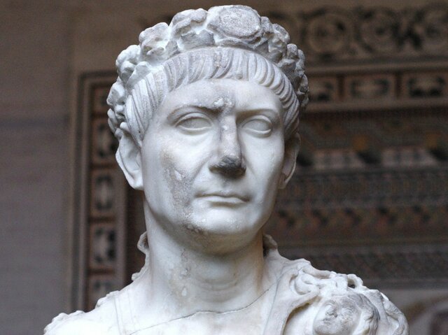 L'emperador Teodosi divideix l'imperi en dues parts