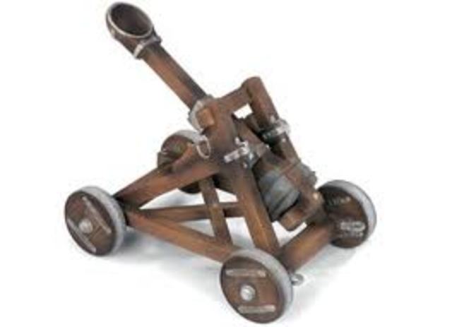 399a.C - Invenção da Catapulta