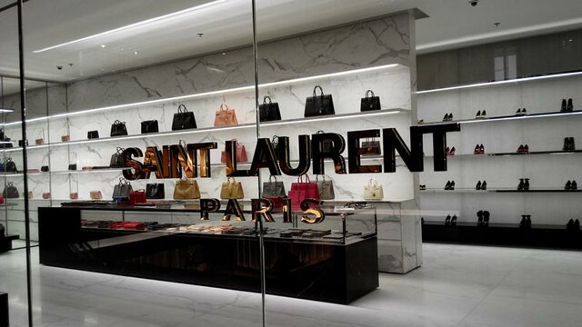 Открытие флагманского бутика в Париже