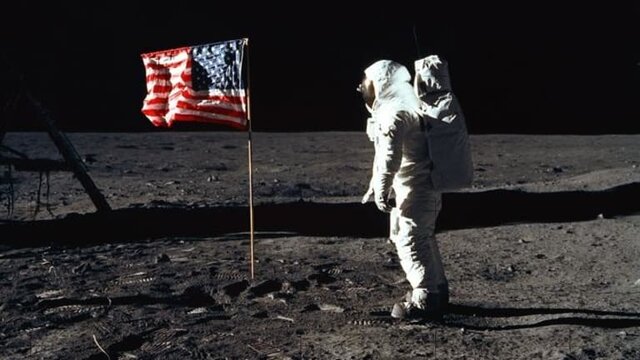 American astronauts land on the moon