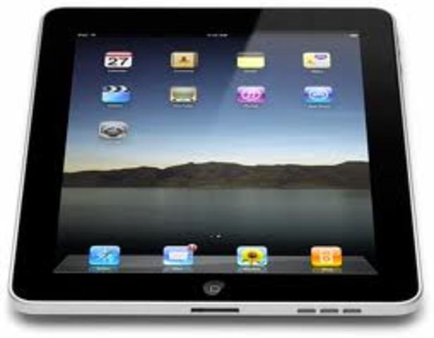 2010 - Surge o iPad