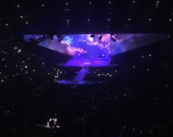 Going To my First Concert (Ariana Grande)