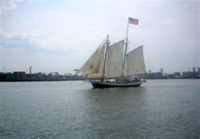 Customs officers seize the Liberty