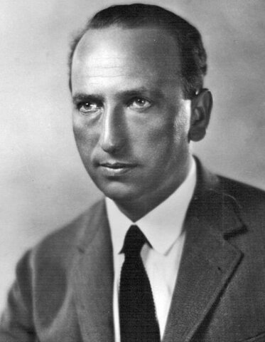 Michael Curtiz. (1886-1962).