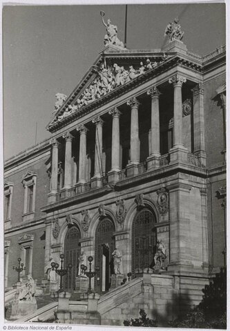Se funda la biblioteca nacional de España