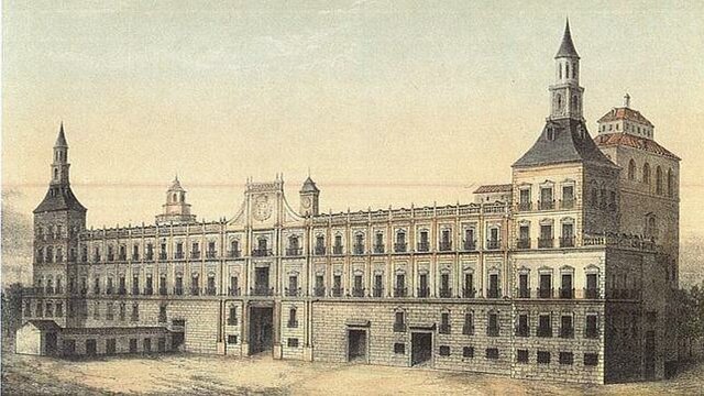 Un incendio destruye el Alcázar de los Austrias de Madrid. El rey Felipe V ordena la construcción del Palacio Real sobre sus ruinas.