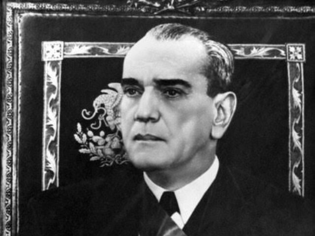 Toma la presidencia Adolfo Ruiz Cortines