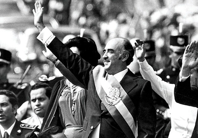 Toma la presidencia José López Portillo