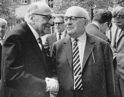 PRIMERA FORMULACIÓN DE LA TEORÍA CRÍTICA