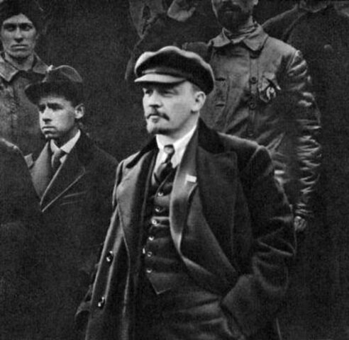 Vladímir Lenin es Detenido