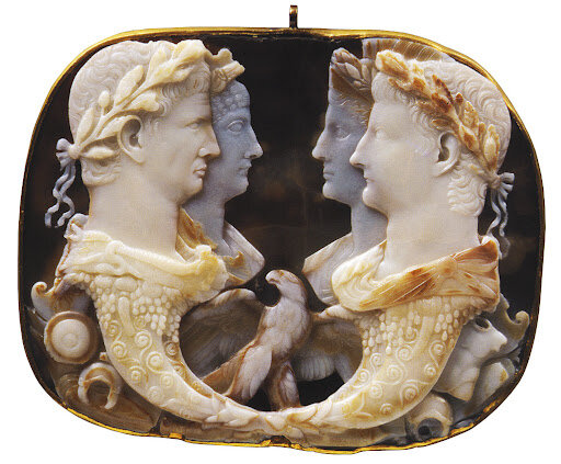 ROMA. ESCULTURA. GEMA CLAUDIA