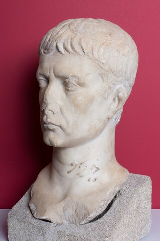 ROMA. ESCULTURA. RETRATO DE AUGUSTO