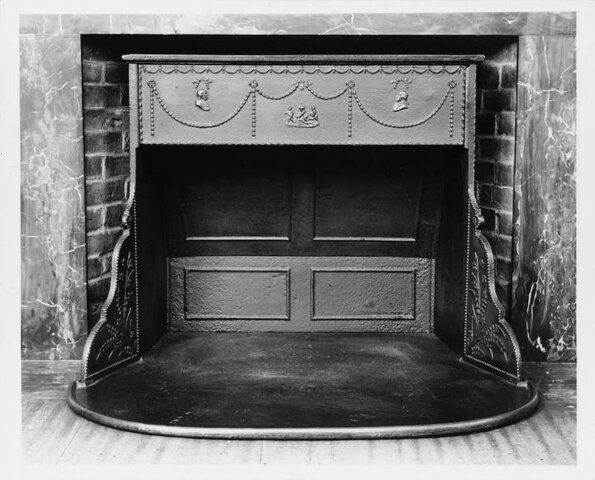 Invention of the Franklin stove