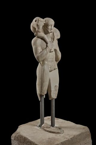 GRECIA. ESCULTURA. El Moscóforo 575 a.C.