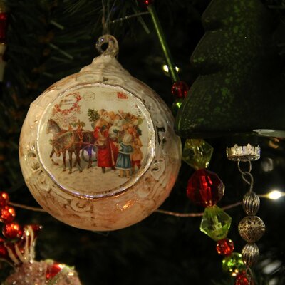 Timeline: "Новогоднее чудо - история игрушки"