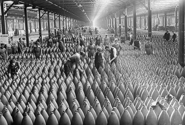 Inizia la corsa agli armamenti