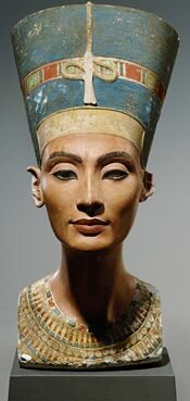 Busto di Nefertiti