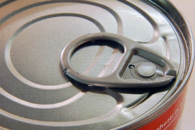 Creacio de llaunes de conserva i esterilitzada