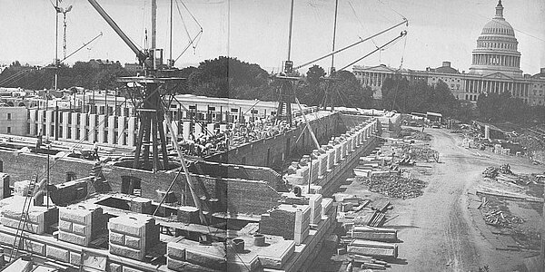 The Library of United States is founded