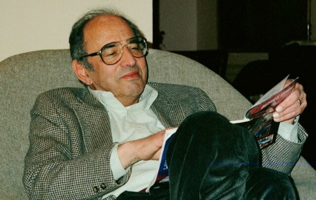 Thomas Kuhn earns a Ph.D. in the History of Science from Harvard University