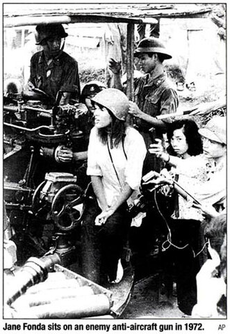 Jane Fonda se rend dans le nord du Vietnam