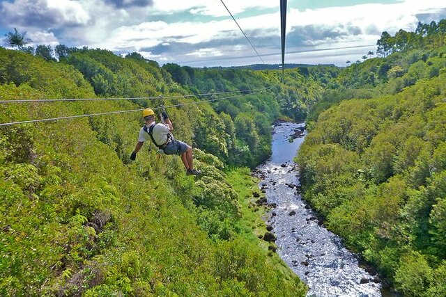 Risk-Taker - Going Ziplining in Hawaii