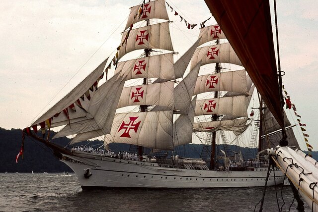 The First Successful Portugese Voyage around Cape Town
