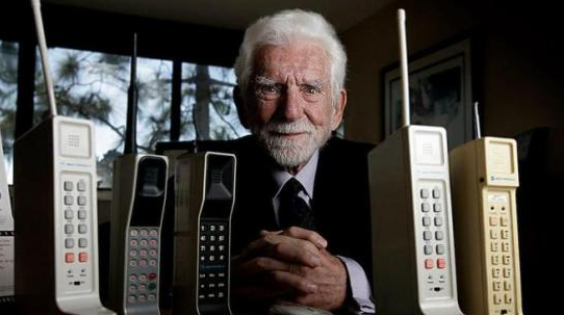 1973 - La primera llamada sin cables