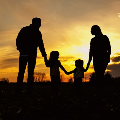 Timeline: Perekonna ajalugu