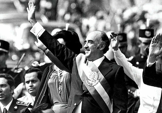 Toma la presidencia José López Portillo