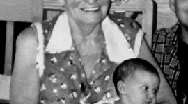 Timeline: D'une maîtresse d'école à une enseignante