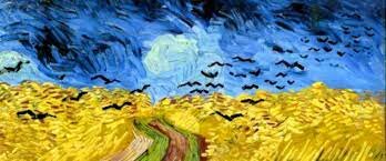 Campo di grano con volo di corvi