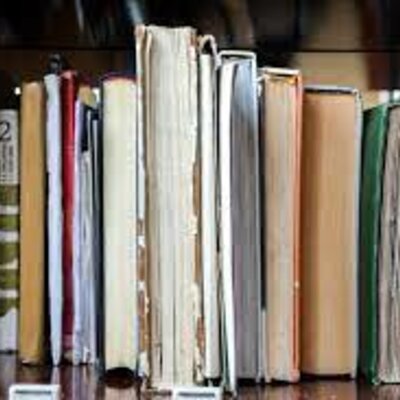 Timeline: Antecedents i evolució de la intervenció social