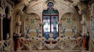 Aparició del modernisme.