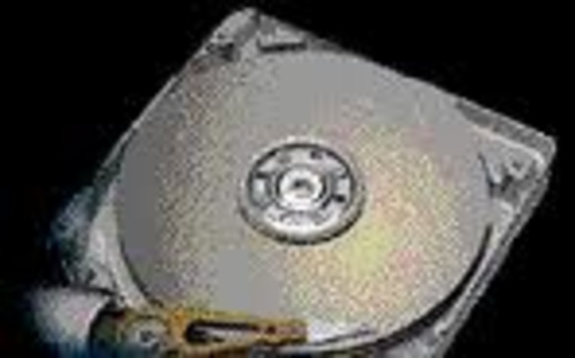 Jay Forester develops magnetic memory at M.I.T.