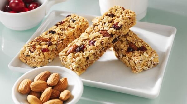 MEDIA MAÑANA: 10H00