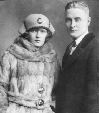 F. Scott Fitzgerald marries Zelda Sayre