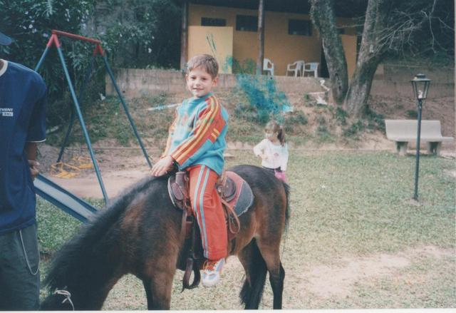 primeira vez que Lucca andou de cavalo