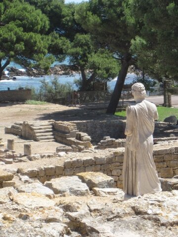 Ruinas del Templo de Esculapio o Asklepeión (Grecia Arcaica- España)