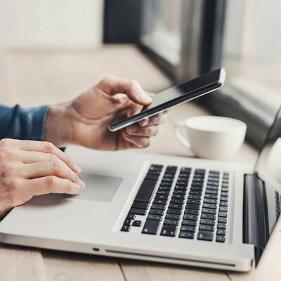 Timeline: Generaciones de las Computadoras (UG-Computación I)